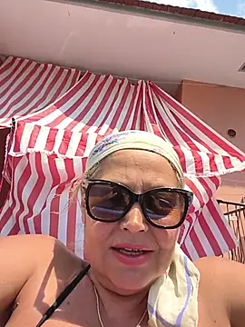 Sessoinomane online show from June 24, 11:53 am