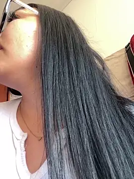Iam-sophia27 online show from April 26, 3:31 pm