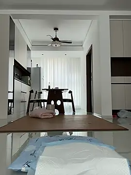 huangjialipao003 online show from July 13, 7:40 am