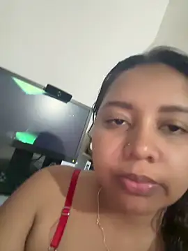 Snapshot of Ninibella chatting on June 16, 2:00 am Ninibella online show from June 16, 2:00 am