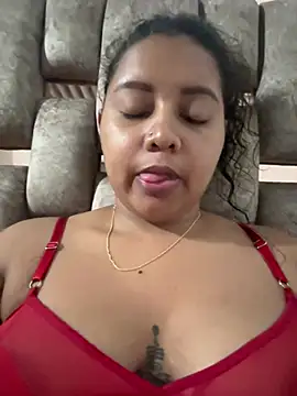 Snapshot of Ninibella chatting on June 17, 3:17 am Ninibella online show from June 17, 3:17 am