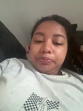 Snapshot of Ninibella chatting on July 10, 10:59 am Ninibella online show from July 10, 10:59 am