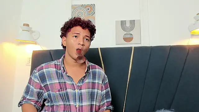 lio cum23 online show from April 15, 5:50 pm