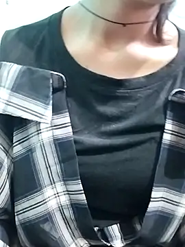 Liviya  225   online show from April 14, 6:07 am