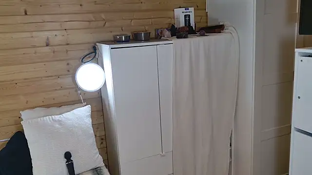 jessicalux41 online show from April 11, 3:49 pm