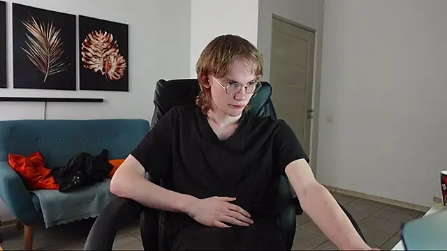 Dave Redmond online show from April 22, 2:02 pm