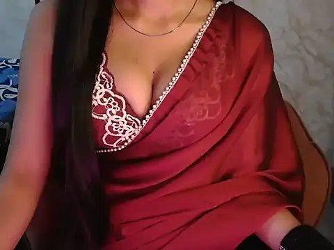 shreya    online show from April 24, 7:10 am