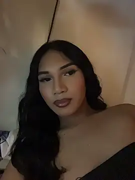 slutty aki online show from June 4, 3:06 pm