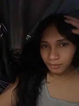 slutty aki online show from June 9, 5:47 pm