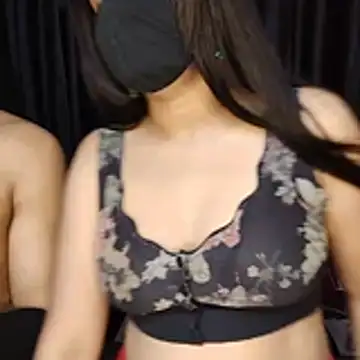 Snapshot of Eleena_G chatting on July 4, 6:53 am Eleena G online show from July 4, 6:53 am