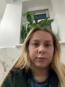 OliviaJadeXx online show from May 20, 8:39 pm