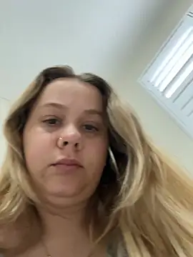 OliviaJadeXx online show from May 19, 7:26 am