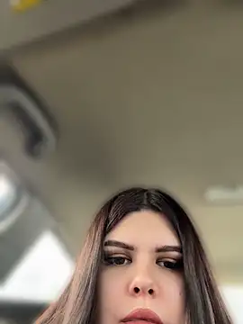 AmeliaBronze online show from April 15, 6:52 am