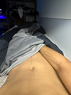 NotEEGamer online show from April 15, 3:56 am