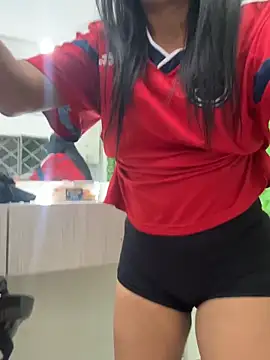 MELIZ QUEEN online show from May 23, 11:53 am