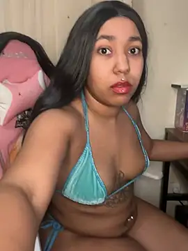 Snapshot of Goddessmostwanted chatting on May 7, 10:18 am Goddessmostwanted online show from May 7, 10:18 am