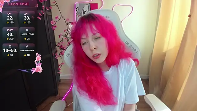 InfernoKitten online show from April 21, 1:42 am