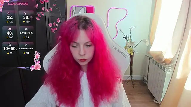 InfernoKitten online show from May 1, 1:10 am