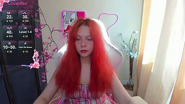 InfernoKitten online show from May 27, 1:15 am