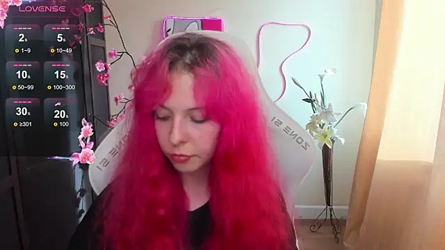 InfernoKitten online show from May 8, 1:09 am
