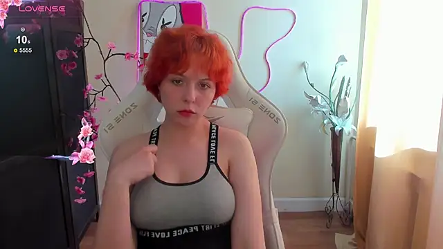InfernoKitten online show from June 4, 1:21 am