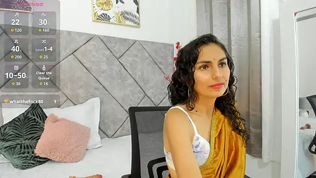 Snapshot of shaliny_ chatting on May 1, 6:46 pm shaliny online show from May 1, 6:46 pm