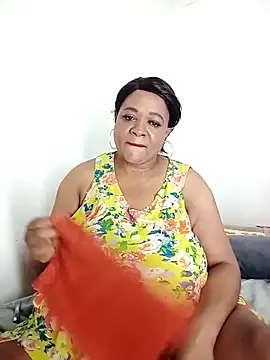 BUSTYQUEEN56  online show from April 11, 9:29 pm