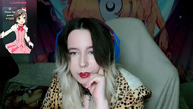 mirabite  online show from April 13, 7:34 am