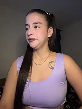 Cherry Dark  online show from April 17, 3:20 am