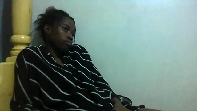 Snapshot of Rerpuss1 chatting on June 14, 10:11 pm Rerpuss1 online show from June 14, 10:11 pm