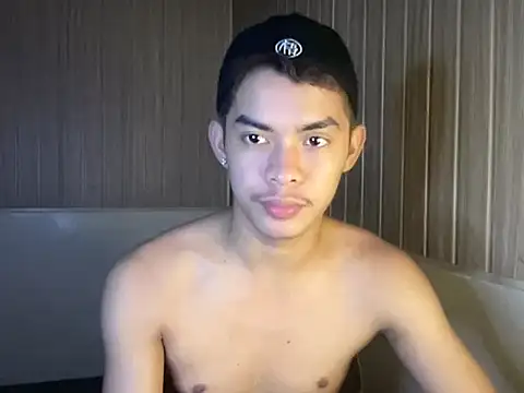 yourhotasian jhonpol16 online show from May 15, 1:53 pm