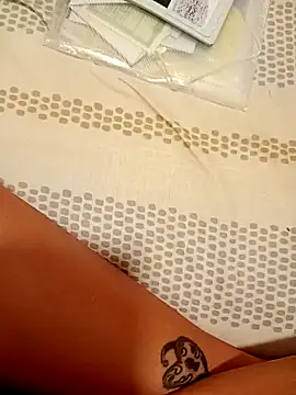 Gabrielaminha online show from April 22, 5:14 am