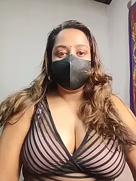 Suger Lips 99 online show from June 17, 7:02 pm