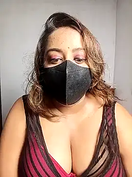 Snapshot of Suger_Lips_99 chatting on June 12, 5:21 pm Suger Lips 99 online show from June 12, 5:21 pm