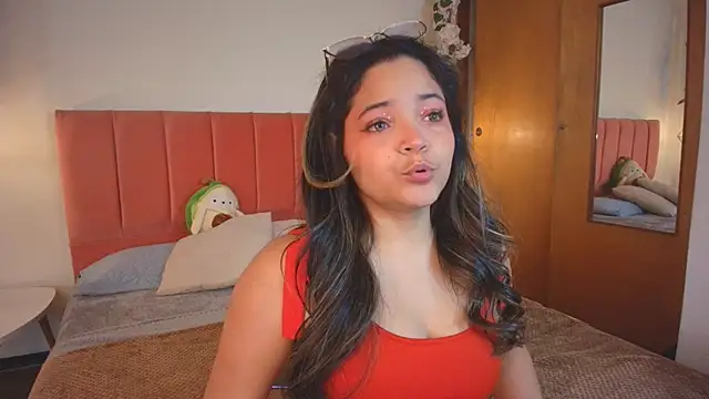 Snapshot of Shadya_ chatting on July 1, 3:18 am Shadya online show from July 1, 3:18 am