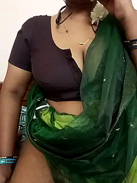 Snapshot of baby_queen886 chatting on July 16, 5:32 pm baby queen886 online show from July 16, 5:32 pm
