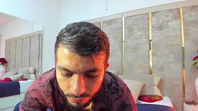 EmmanuelVoss online show from April 15, 4:51 am