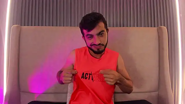 EmmanuelVoss online show from April 16, 4:35 am