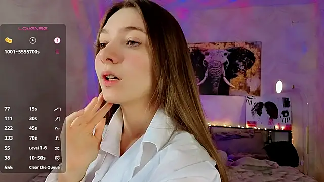 AuraLune   online show from June 6, 2:55 pm