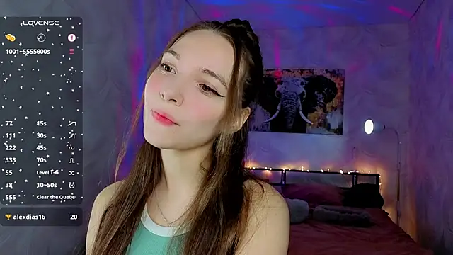 AuraLune   online show from July 22, 5:37 pm
