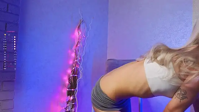LuxuryBarbie online show from May 30, 7:08 pm
