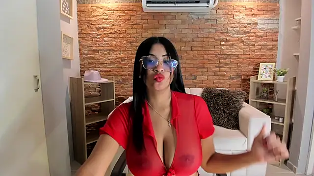 noa joness online show from July 20, 10:01 pm