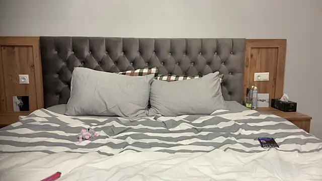 call me sweety online show from April 15, 6:34 pm