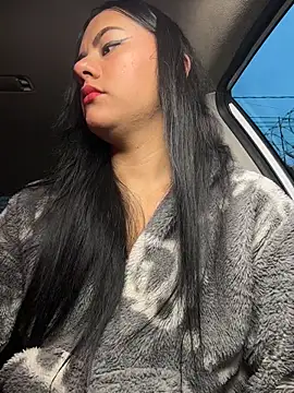 Candy-firee online show from April 16, 11:11 am