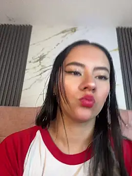 Candy-firee online show from April 14, 1:27 pm