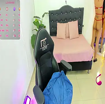 DANNA TAY online show from May 6, 7:07 pm