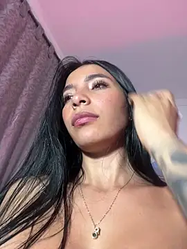 AMARA21 online show from April 15, 7:58 pm