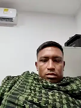 Snapshot of SnoozingThiamine chatting on May 3, 2:42 pm SnoozingThiamine online show from May 3, 2:42 pm