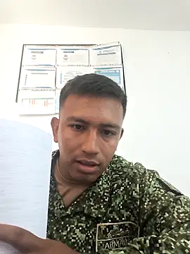 Snapshot of SnoozingThiamine chatting on April 28, 1:59 pm SnoozingThiamine online show from April 28, 1:59 pm