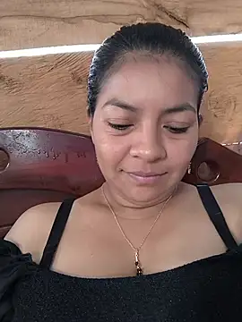 Snapshot of Tamaraxxx_hot chatting on June 7, 12:10 pm Tamaraxxx hot online show from June 7, 12:10 pm